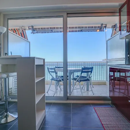 Apartment « Chateau Saint Louis 3 » Vue Mer, Terrasse